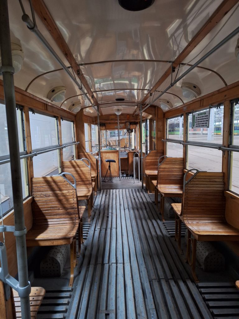 Wycieczka do zajezdni tramwajowej na Franowie.