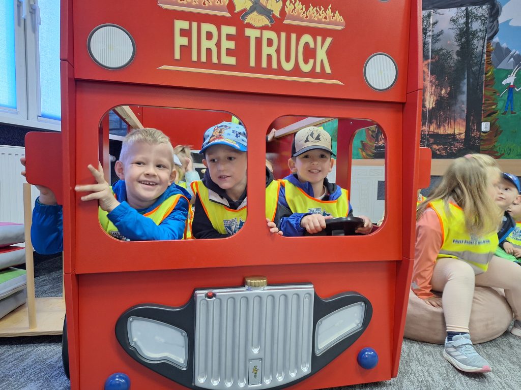 Przedszkolaki w Remizie Strażackiej🚒